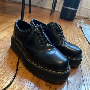 Dr. Martens 8053 Quad Platform